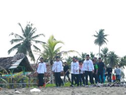 Danrem 012/TU Bersama Forkopimda Melepas Peserta Napak Tilas Syahidnya Teuku Umar