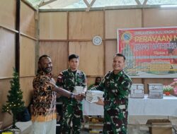 Satgas Yonif 116/Garda Samudra Ibadah Bersama Dan Bagikan Alkitab
