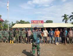 Tim Satgas TMMD Reguler Ke – 120 Kodim 0105/Abar Ajak Masyarakat Gotong Royong Sebagai Upaya Konkret Menjaga Kebersihan Dan Kesehatan