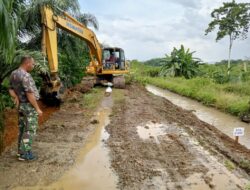 Satgas TMMD Reguler ke-120 Kodim 0116/Nagan Raya awasi Alat berat Excavator