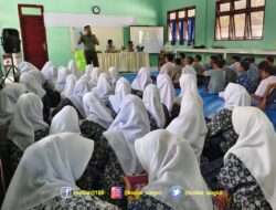 Generasi Muda Hebat: Pelda Husni Beri Edukasi Tentang Bahaya Narkoba dan Cinta Tanah Air di Sekolah