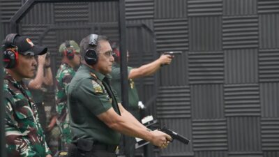 Pangdam IM Bersama Pejabat Pati Kodam IM Laksanakan Latihan Menembak Pistol Eksekutif di Kesatria Sanggamara Shooting Range