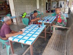 Anjangsana Ke Desa Binaan, Babinsa Posramil 05/PC Bersama Masyarakat Saling Tukar Informasi