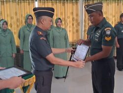 Dandim 0105/Abar Terima Perwira Baru Lettu Inf Hermanto Serta Memberikan Reward Kepada 2 Prajurit Berprestasi Serka Zulfan Dan Sertu Muhammad Munir