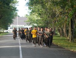 Semangat Kebersamaan Prajurit Korem 012/TU di Kegiatan Olahraga Pagi