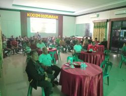 Dukung Timnas Indonesia, Danrem 012/TU Berserta Jajaran Prajurit Nonton Bareng