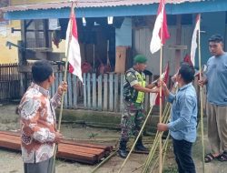 Semarak HUT RI ke-80, Babinsa Serma Syafnir dan Warga Serasah Kibarkan Merah Putih di Setiap Sudut Desa