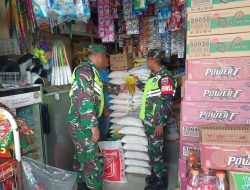 Babinsa Posramil Suka makmue Cek Harga Sembako